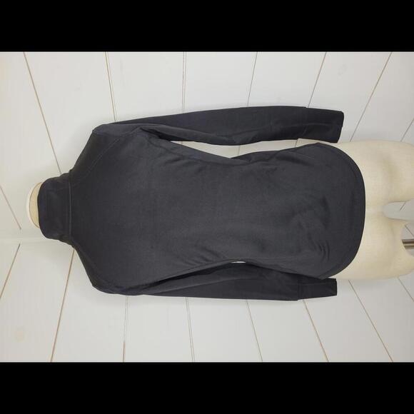 University of Chicago CHAMPION small black stretchy jacket - Picture 2 of 3